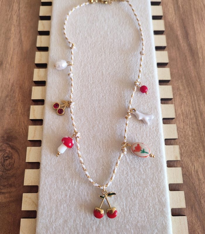Seramik ve Çelik Kiraz Charmlı İp Kolye